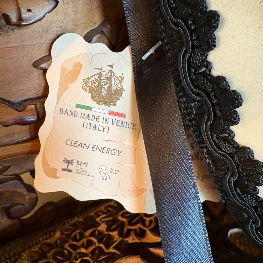 Pier 1 Black and Gold Masquerade Hat - Picture 8 of 9